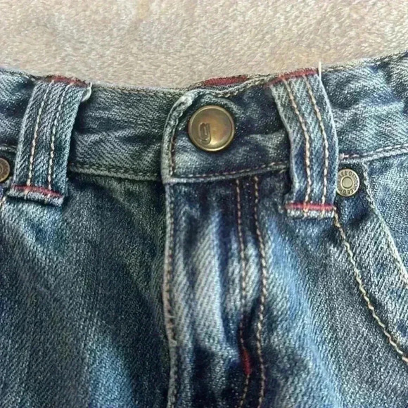 Gymboree - Denim jeans.  Size 2T - Picture 4 of 4